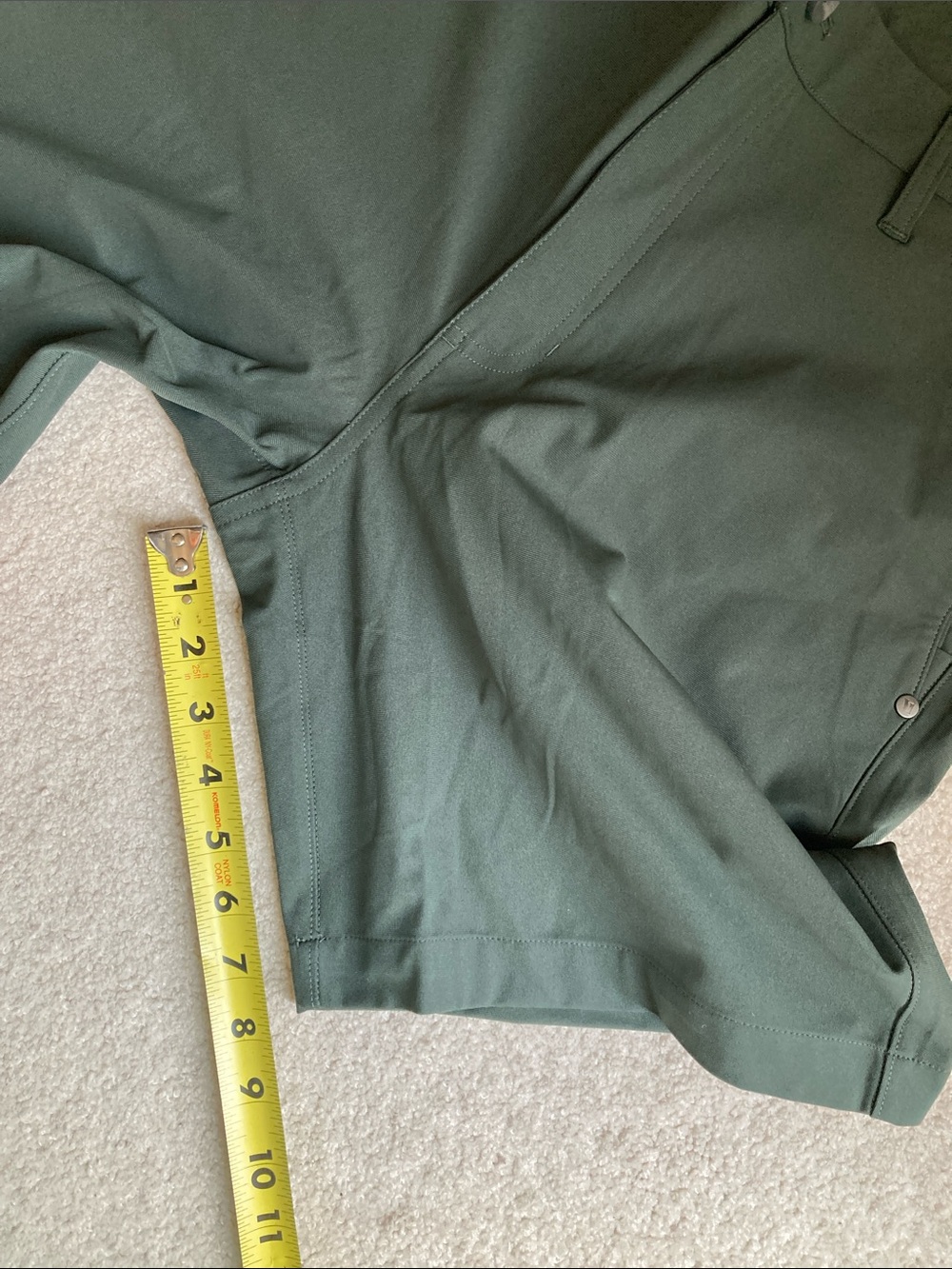 Vuori meta shorts - like new - Picture 11 of 12